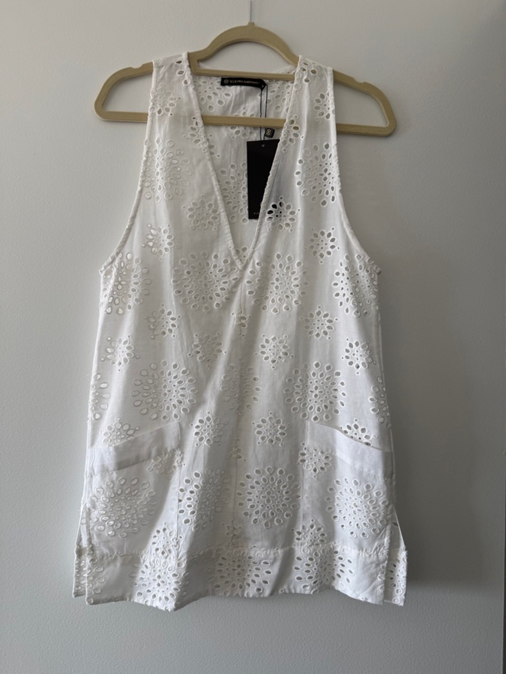 VIX PaulaHermanny Cecile Lace Caftan Eyelet Wrap Tunic Swim Coverup, White, Med.